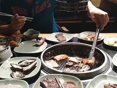 -釜御山海鲜烤肉火锅自助(新城市中心店)