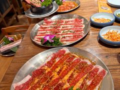 -明洞阿姨·韩式酱蟹烤肉·创意料理(三元桥店)