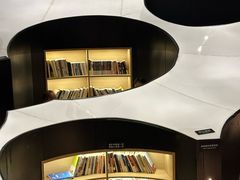 -涨巢·潮玩水疗局