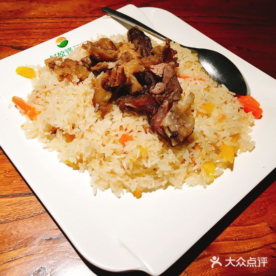 疆歌儿美食(天山北路店)