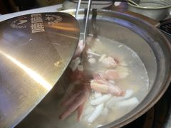 -喃喃椰·糟粕醋·椰子鸡火锅(七堡花园店)