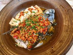 剁椒豆腐花鱼头-阿瓦山寨·湘菜现炒·剁椒鱼头王(咸阳总店)
