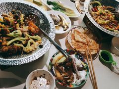 -小鱼小牛·鱼牛干锅·脆鱼火锅(世欧广场店)