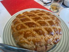 菠萝包-馋遇江南·精致湖景雅宴(东方之门店)