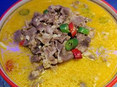 酸汤肥牛-清真·卡德尔大叔新疆主题餐厅(龙汇路店)