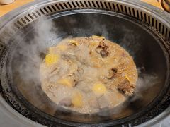 -锅老头海鲜铁锅炖
