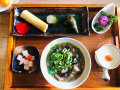 -乐领拈花溪·林涧食韵