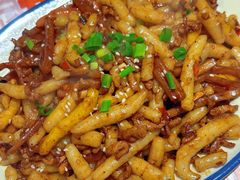 -威记烧嘢·南宁烧烤·超级生牛(绿地店)