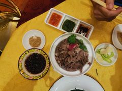 草原手把肉-德乐海蒙餐