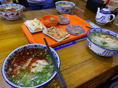 -伊穆祥牛肉面总店·清真