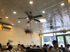 -伊鼎牛肉面(潍坊路店)