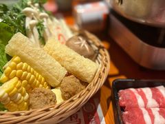 泡菜肥牛锅-仓桥家·焗寿司·锅物(光谷步行街店)