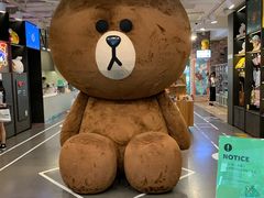-LINE FRIENDS Garosu-gil Flagship Store