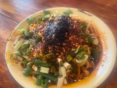 -拈签一笑黄牛肉辣卤串串