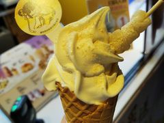 桂花酿风味年糕华夫筒-麦当劳(田林好又多店)