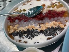 -姚姚酸菜鱼·金戈戈香港豉油鸡(喜荟城联名店)