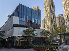 -肥肥虾庄·金牌油焖大虾(东湖欢乐谷店)