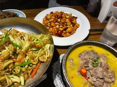 -金枝玉叶上海人家食府(三里河店)