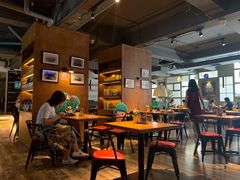 大堂-JINNS锦时 steak&pizza(浸信会礼拜堂旧址店)