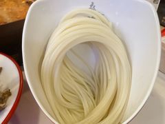 -毛辣果·贵州红酸汤牛肉火锅(西单店)