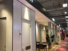 -百安居装修建材卖场(罗湖店)