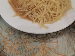 炝炒土豆丝-悦宾饭馆(翠花胡同店)