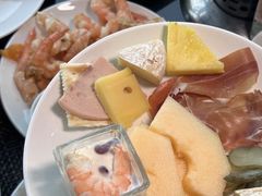 -怡豪大饭店·49楼旋转自助餐厅