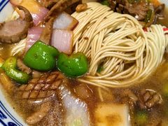 -鲁达面馆本帮风味(共康东路店)