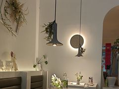 -春树下·树屋花房西餐厅(罍街AS1980店)