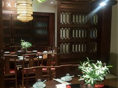 -川流不息·地道川菜·小龙虾(新松江路店)