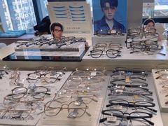 -瑞司视光眼镜·蔡司战略合作眼镜店(新街口店)