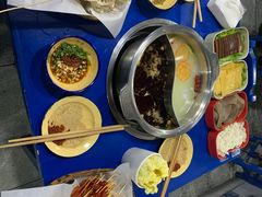 -马路边边·成都串串(翠柏路店)