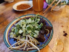 -拈签一笑黄牛肉辣卤串串