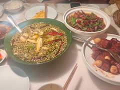 -初蓉丨遇见新川菜(亲贤街荣耀店)