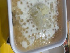-满记甜品(优客百盛店)