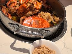 -七欣天香辣蟹火锅(闵行浦江欢乐颂店)