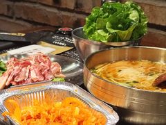 -红泥小火炉·东北泥炉烤肉(天一旗舰店)