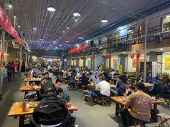 大堂-清真·老金烧烤·小龙虾(奥体中路店)