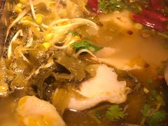 酸菜鱼汤底-湊湊火锅·茶憩(东城万达店)