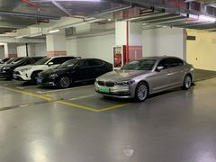 -新世界新丸中心-地下停车场