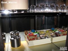 mini&nbsp;bar的零食-上海柏悦酒店