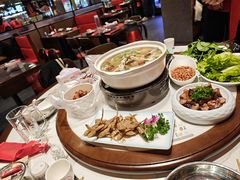 -曹胖子龙虾馆(黄桦路店)