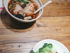 -湘人龙记老长沙米粉(鸟巢店)