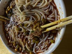 -覃肥叔桂林米粉(粮道街店)