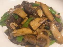 -铜锣湾·有麝自然香(重庆新天地店)