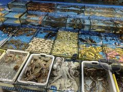 -霞涌市场海鲜摆卖区