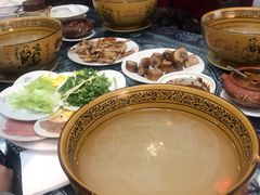 -桥香园云南过桥米线(金马碧鸡店)