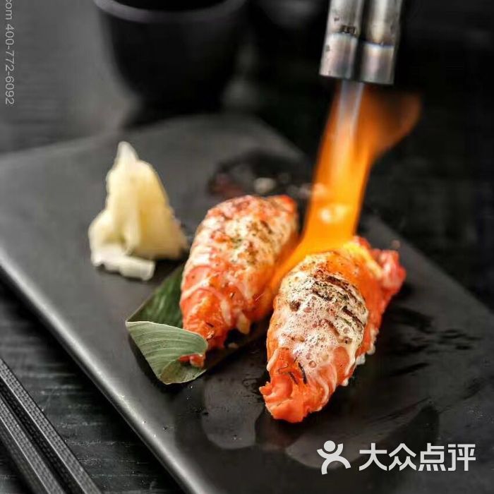 海鲜放题自助帝王蟹柳炙烧寿司图片