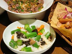 -前海沿·青岛菜(李沧万达店)