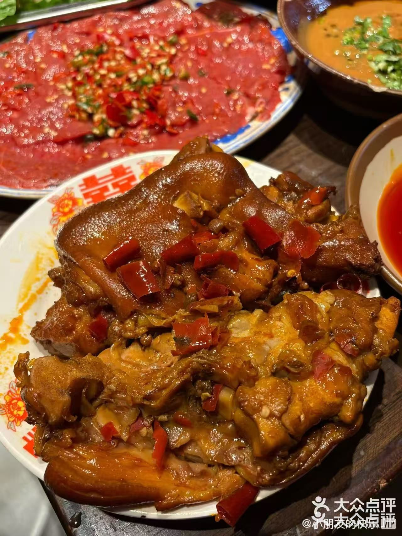 我觉得小朋友会很爱吃 每个服务人员都是笑意盈盈的